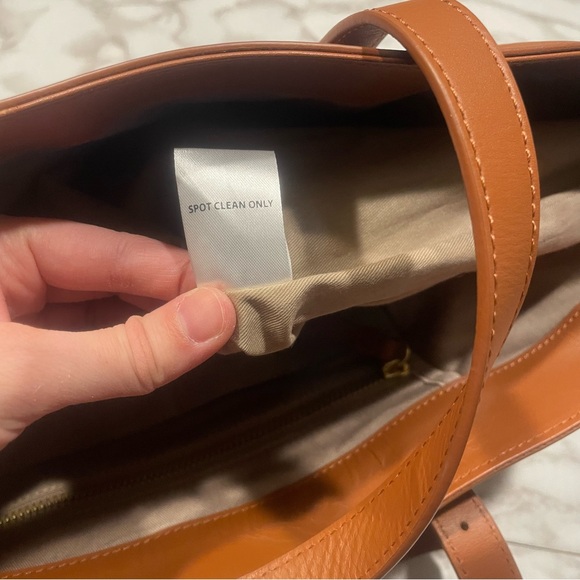 Vineyard Vines Stripe Buckle Strap Tote in Marshmallow - Picture 7 of 11